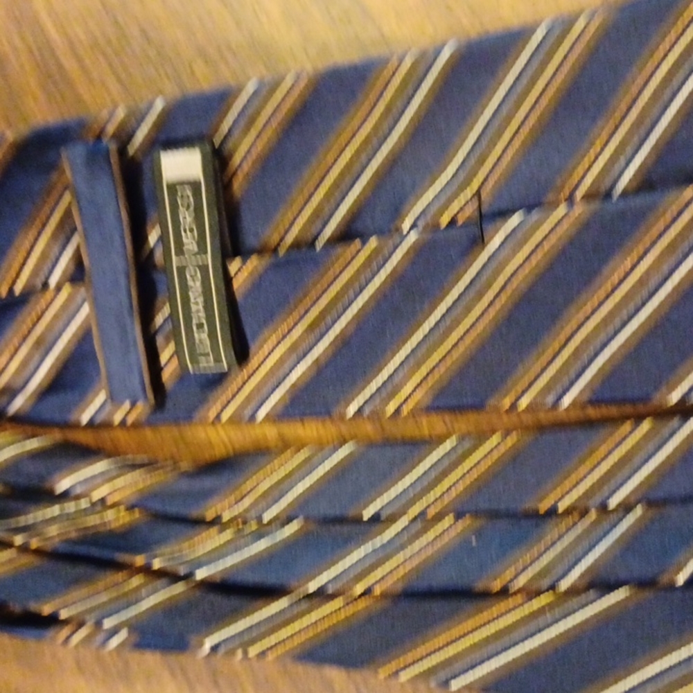 2/$20. BUNDLE.  Saddlebred and Luciano Versi men's ties 👔 - Picture 3 of 3